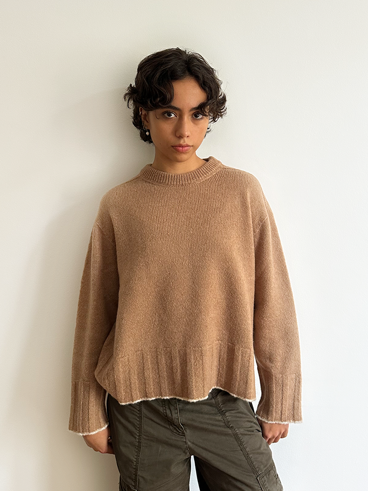 Claudia sweater with contrasting edge