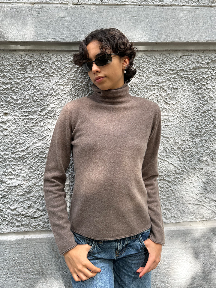 Valeria maglia dolcevita